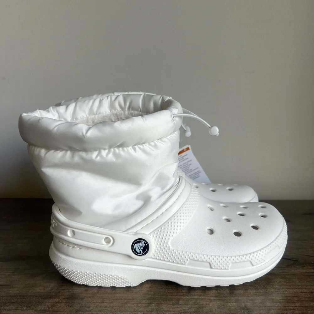 Crocs NEW Unisex Classic Lined Neo Puff White Boot Size 7 or 5 #367